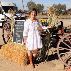 Meet your Posher, Angela